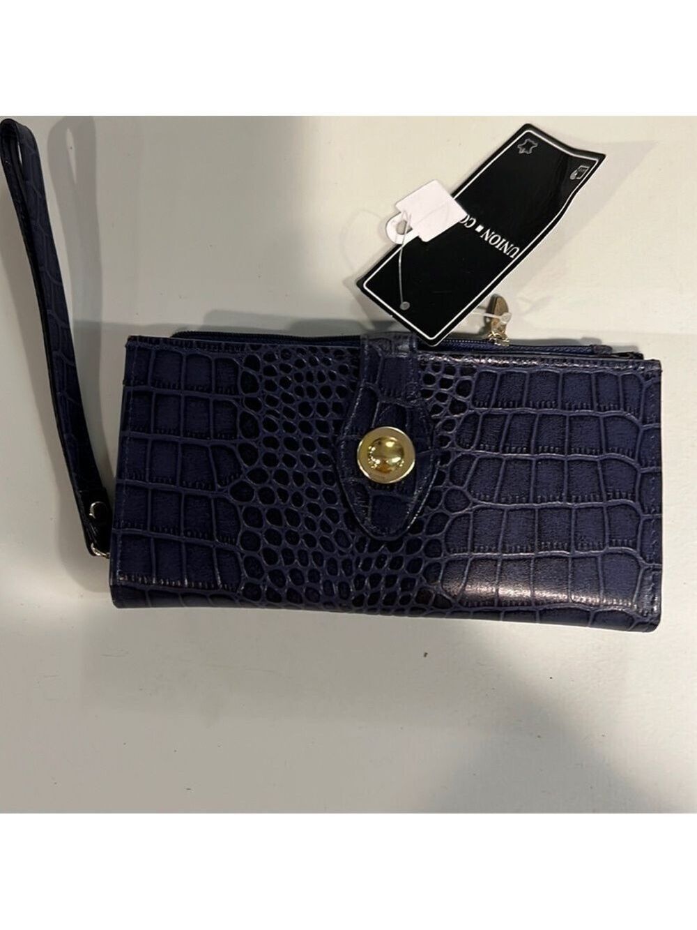 Union CODE Leather Wallet Purple RFID Protected NWT